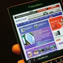 BlackBerry Passport Kini Hadir dengan Sistem Android Modern