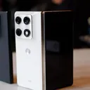 Motorola Razr Fold Ponsel Lipat dengan Kamera Terbaik di Kelasnya