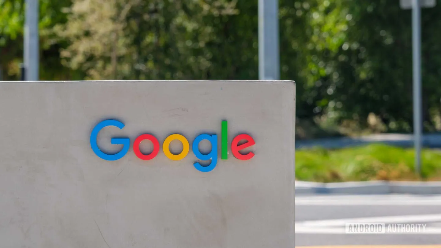 Google Faces $1 Billion Fine Over Play Store and Search Issues