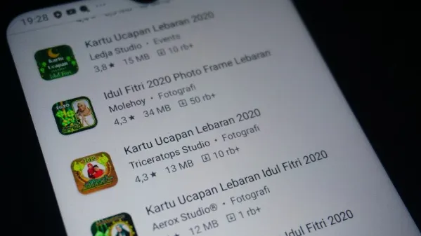 4 Aplikasi Ucapan Lebaran dengan Foto yang Mudah Digunakan
