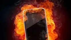 Cuaca Terik Membuat HP Overheat? Ini Dia Cara Mengatasinya