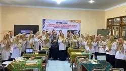 SMA Negeri 1 Binangun Ikuti Pelatihan AI Bersama Telkom University