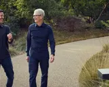 Alasan Tim Cook Mundur Jelang Rilis iPhone Duo