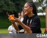 Inisiatif 100 Potret Menjadi oleh Tecno dan Angélica Dass