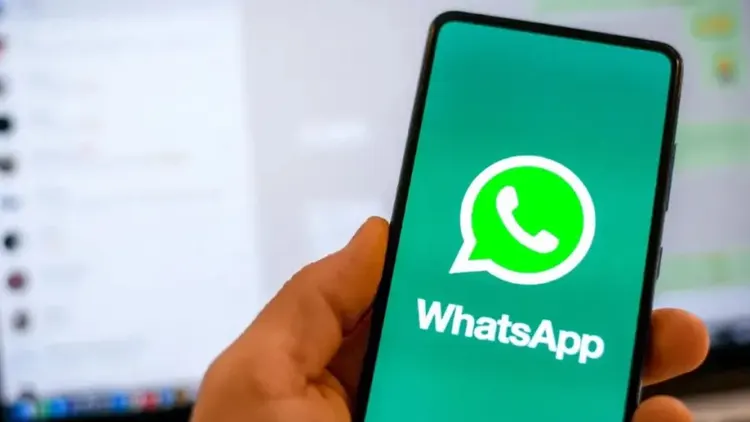 [Klarifikasi] Tanda Tiga Garis di WhatsApp: Bukan Sinyal Hacker, Begini Penjelasannya