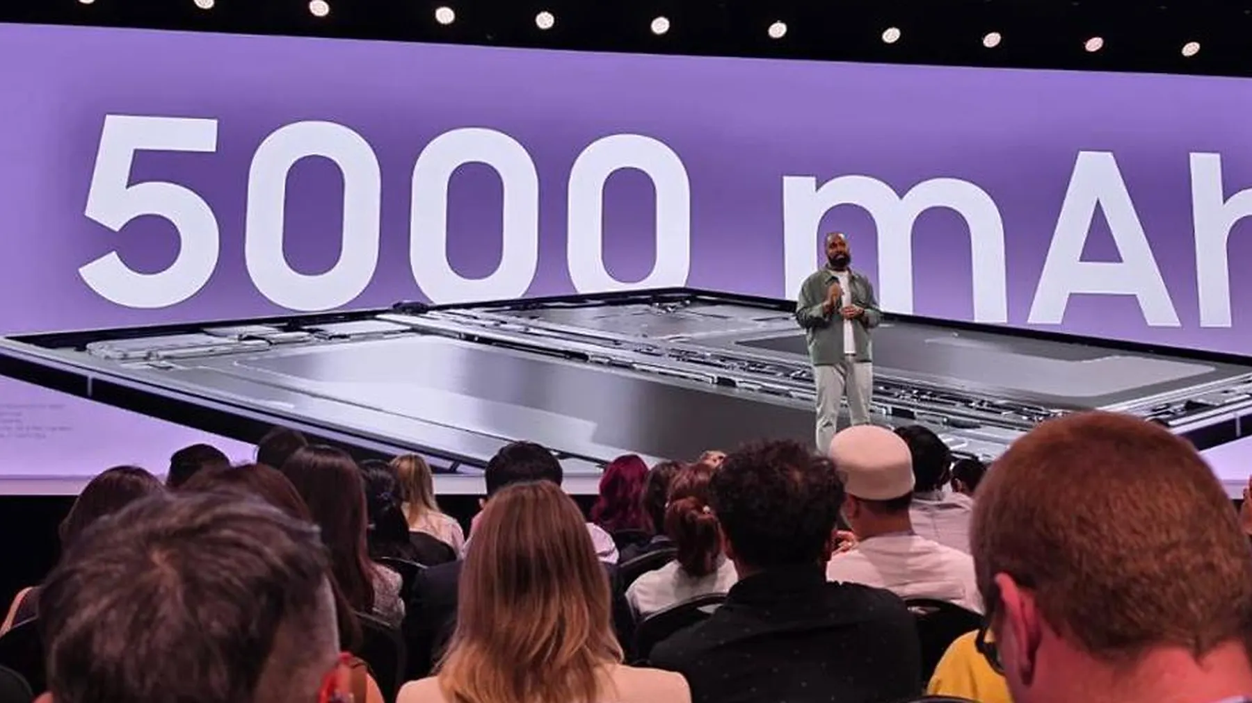 Samsung Luncurkan Baterai Silicon-Carbon untuk Smartphone dan Smartwatch