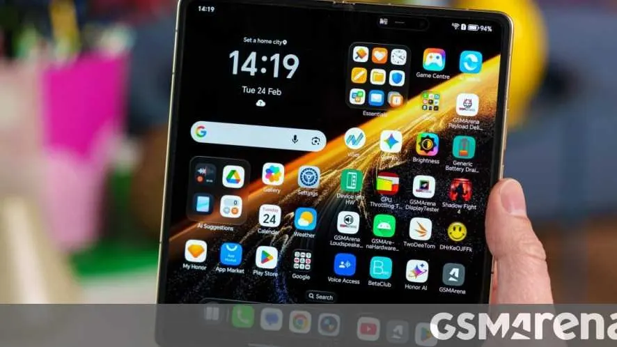 Honor's New Wide Foldable Phone Specifications Revealed