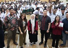 Promoting Healthy Gaming Culture in Schools with Garena