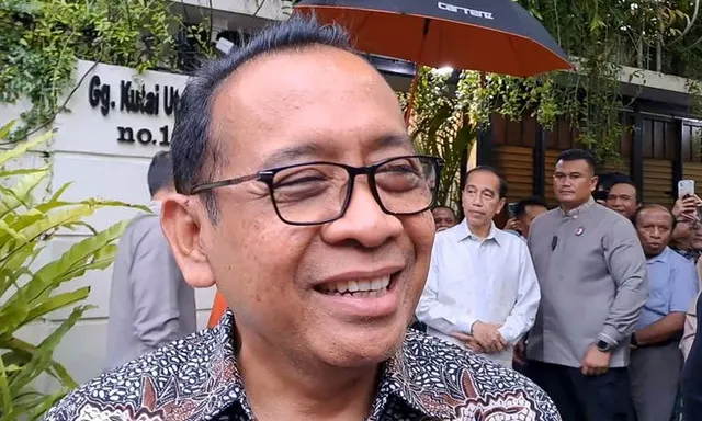 Anak 2 Tahun sudah Memegang Gadget, Pratikno: Waktunya di Display Terlalu Banyak