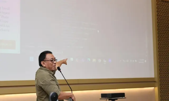 Mahasiswa Untag Surabaya Terima Pelatihan Forensik Digital dan Analisis Bisnis