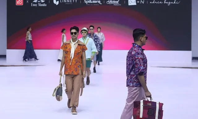 Dukungan Terhadap Digitalisasi Pembayaran di Indonesia Fashion Week 2025