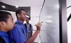 Coba Langsung 5 Teknologi AI di SMA Negeri 2 Jayapura: Kepala Sekolah Sebutnya Nilai bagi Siswa Mereka