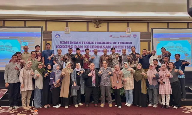 103 Guru Banjarnegara Lulus Pelatihan Koding dan AI
