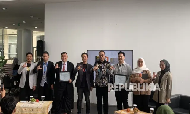 Universitas Cyber Dorong Kesehatan Mental dengan AI di AI Summit &amp; Mental Health 2025