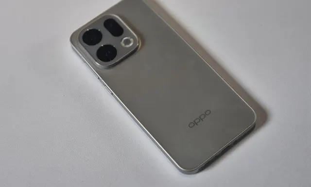 Promo Akhir Tahun OPPO, Bonus hingga Rp3,7 Juta &amp; Cicilan 0%