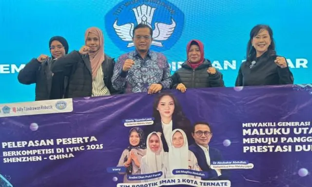 Magfira dan Andini, Siswa SMAN 2 Ternate, Wakili Indonesia di Kompetisi Robotik Dunia 2025