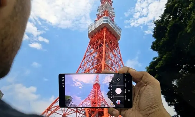 Samsung Galaxy S25 Ultra: Kamera 200MP dan AI Gemini untuk Perjalanan Canggih