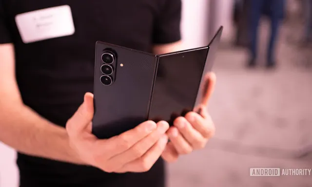 Pengalaman Awal dengan Samsung Galaxy Z TriFold
