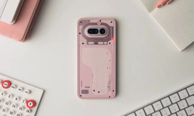 Nothing Luncurkan Phone 4a Pink dengan Desain Retro yang Menarik