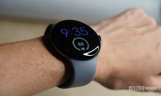 Google Luncurkan Fitur Calling Cards untuk Pixel Watch yang Menarik