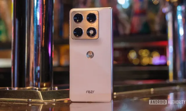 Motorola Razr Fold Hadir dengan Spesifikasi Menarik dan Daya Tahan Baik