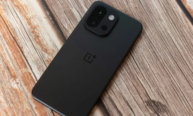 OnePlus 15T Hadir dengan Baterai 7,500mAh untuk Smartphone Kompak