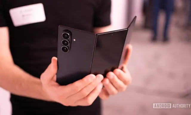 Galaxy Z TriFold Kembali Dijual, Jangan Lewatkan Kesempatan Ini