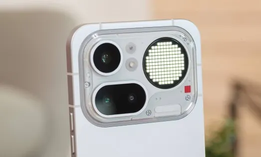 Nothing Phone (4a) Pro Hadir dengan Desain Menarik dan Performa Unggul