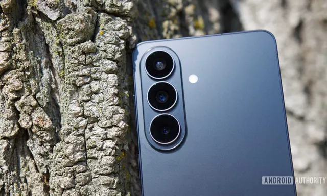 Galaxy S27 and S27 Plus Expected to Feature Improved Zoom Camera