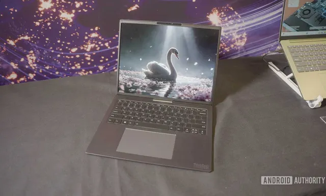 Lenovo Perkenalkan Laptop Unik dengan Layar Dapat Diperluas