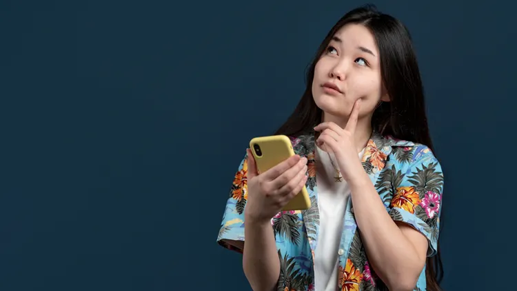5 Karakteristik Unik Orang yang Lebih Senang Kirim Pesan daripada Telefon