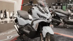 Gebrak Pasar dengan SYM Husky ADV150! Fitur &amp; Kelebihan Skuter Petualangan Terbaru.