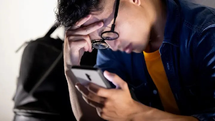 OpenAI: ChatGPT Jadi Tempat Diskusi Bunuh Diri Pekanan