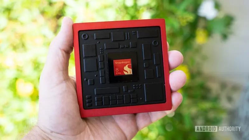 Konsumen Gadget Hadapi Dilema: Pilih Chip Pro atau Standar?
