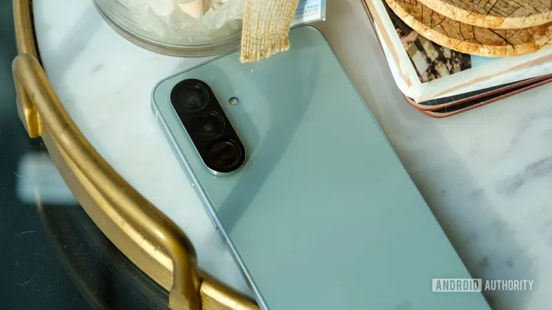 Prediksi Desain Galaxy S26: Antara Harapan dan Kekhawatiran Penggemar