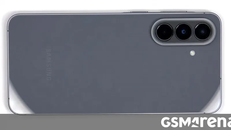 Pembongkaran Samsung Galaxy A57 Tampilkan Komponen Menarik Sebelum Peluncuran Resmi