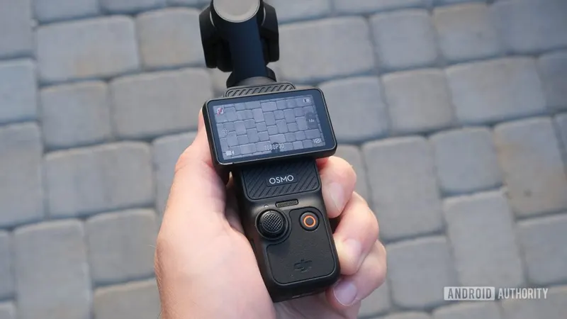 DJI OSMO Pocket 4 Hadir dengan Fitur Canggih dan Desain Baru