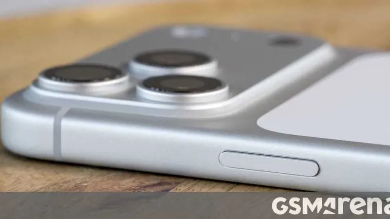 Dimensi iPhone 18 Pro Max Terungkap, Desain Tetap Familiar