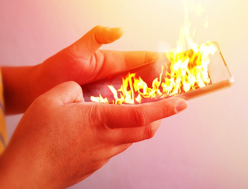 Penyebab Smartphone Cepat Panas